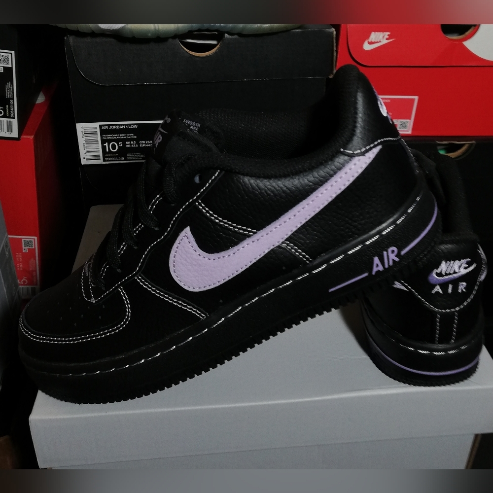 NIKE AIR FORCE 1 PREMIUM EDITION BLACK-PURPLE WOMEN'S US SIZE 8 BRAND NEW IN BOX